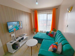 Apartment with a Breathtaking City View & Parking